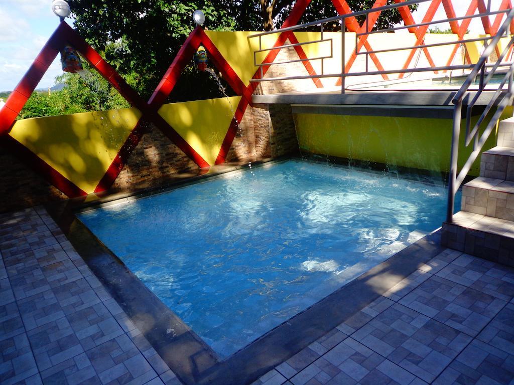 Hotel Maya Vista Tela Exterior foto